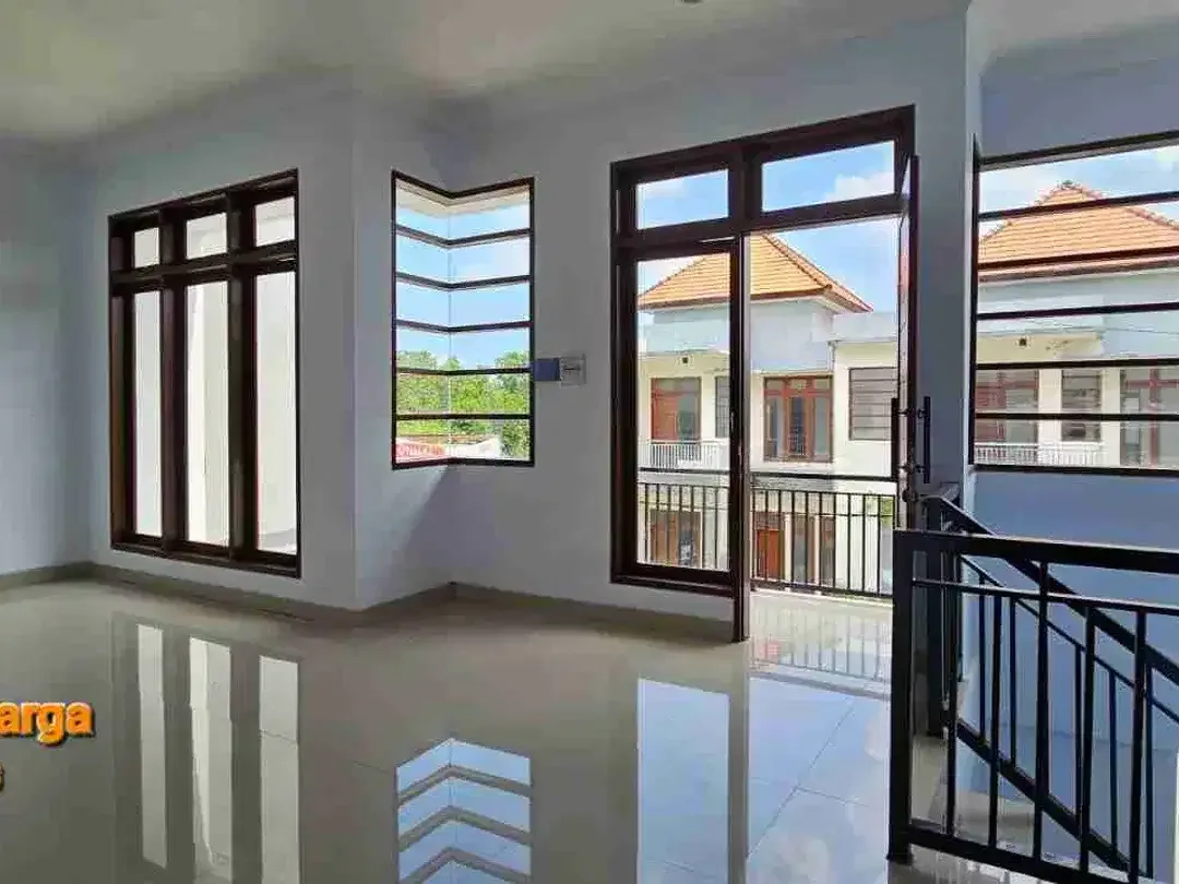 JUAL CEPAT RUMAH BARU 2LT Lokasi Perumahan Taman Jimbaran Dekat Kantor Imigrasi Area Strategis Hunian. - Image 4 of 10