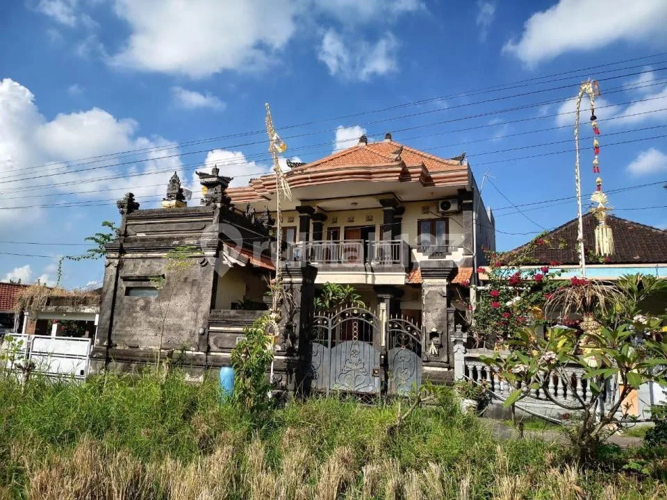 Rumah 2 Lantai Dekat Pantai Batubolong Strategis, Sentral Canggu - Image 2 of 4