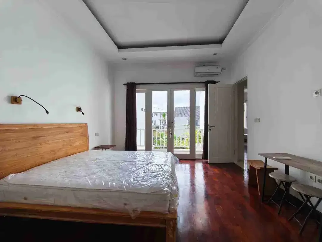 Modern Minimalist Villa Jimbaran Bawah Badung Bali - Image 9 of 10