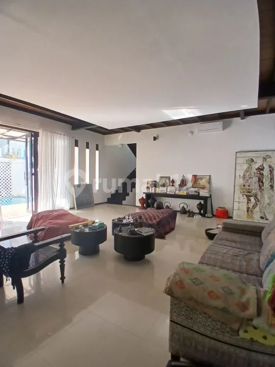 Rumah 3 Lantai Siap Huni SHM di Umalas Bali - Image 3 of 4