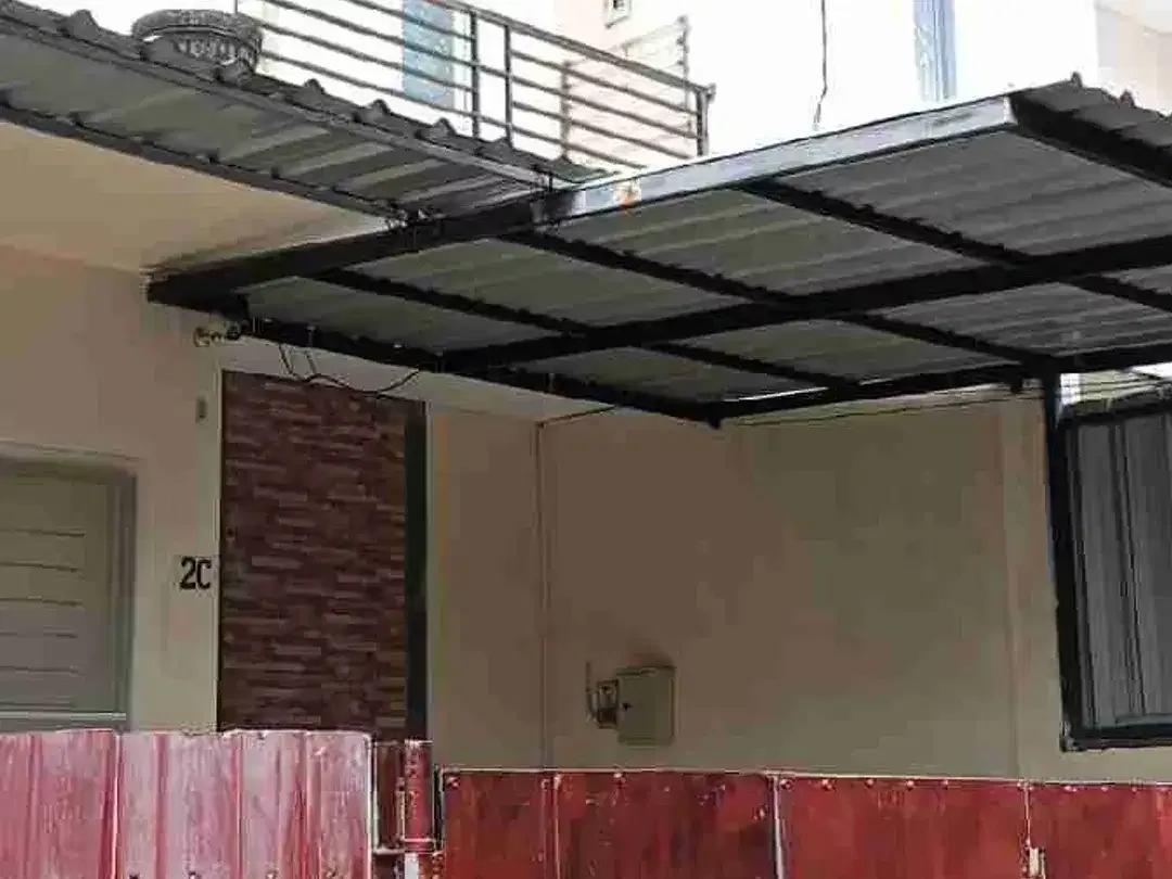 DIJUAL DAN DISEWA RUMAH LANTAI 2 DEKAT KAMPUS INSTIKI DAN UNDIKNAS PANJER - Image 1 of 10