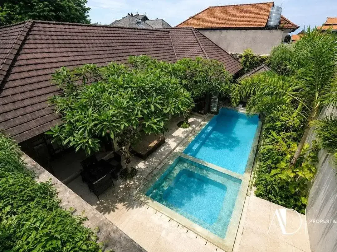FREEHOLD | MODERN CONTEMPORARY 3-BEDROOM VILLA NEAR SEMINYAK - Image 2 of 10