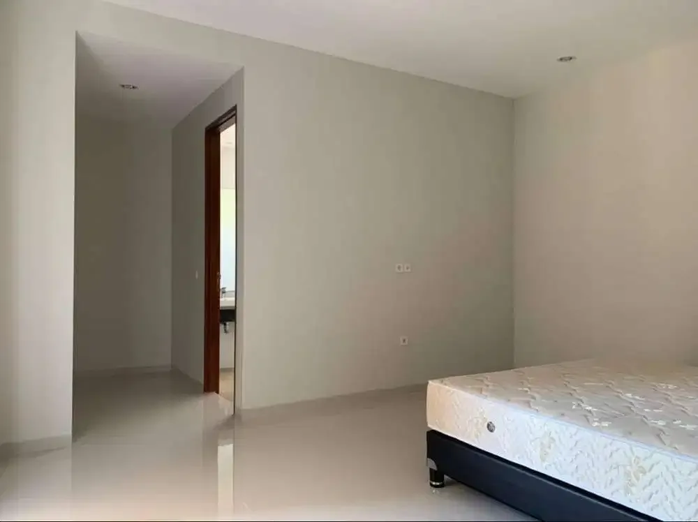 JUAL/SEWA RUMAH BARU MINIMALIST STYLE DI DENPASAR - Image 8 of 10