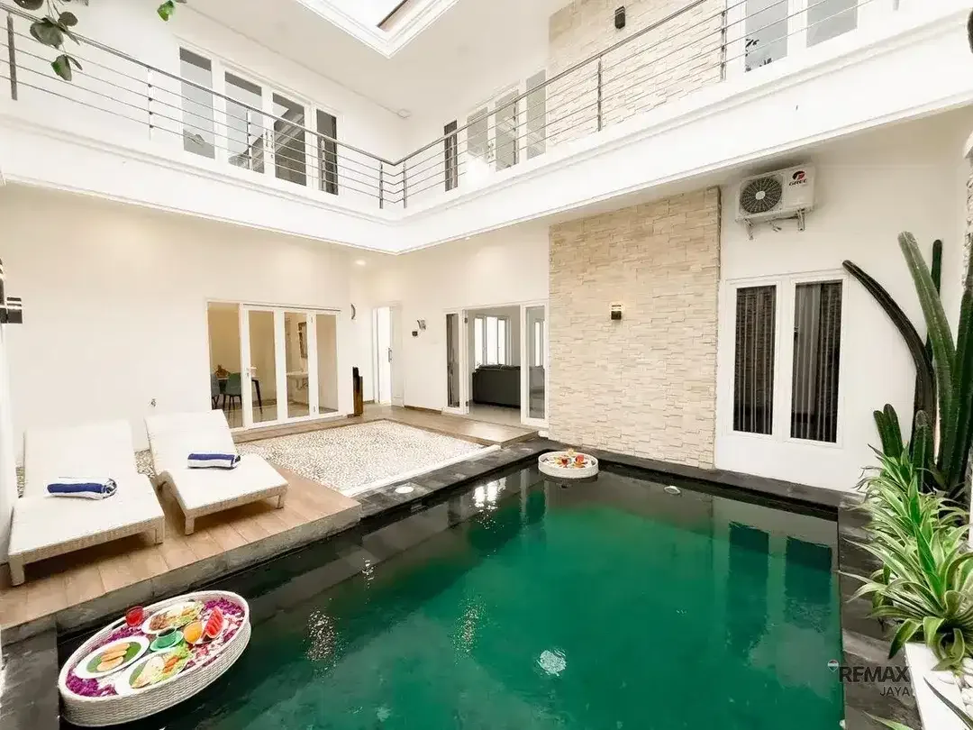 Villa Fully Furnished 3 Kamar Tidur Dijual di Canggu Tibubeneng - Image 9 of 10