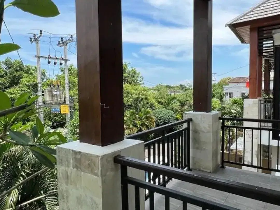 RUMAH 2 LANTAI DI ROYAL GARDEN RECIDENCE TAMAN GIRI ASRI BADUNG , BALI - Image 9 of 10