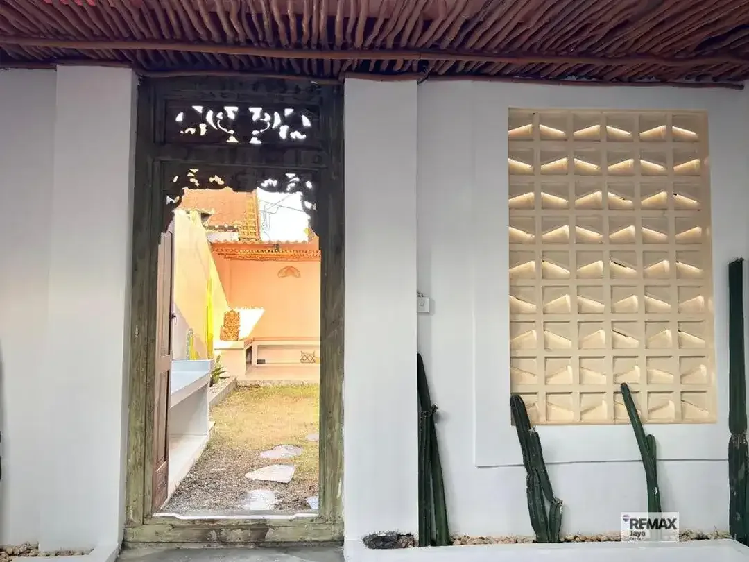 Stylish Fully Furnished House For Rent In Babakan, Canggu - Image 8 of 10