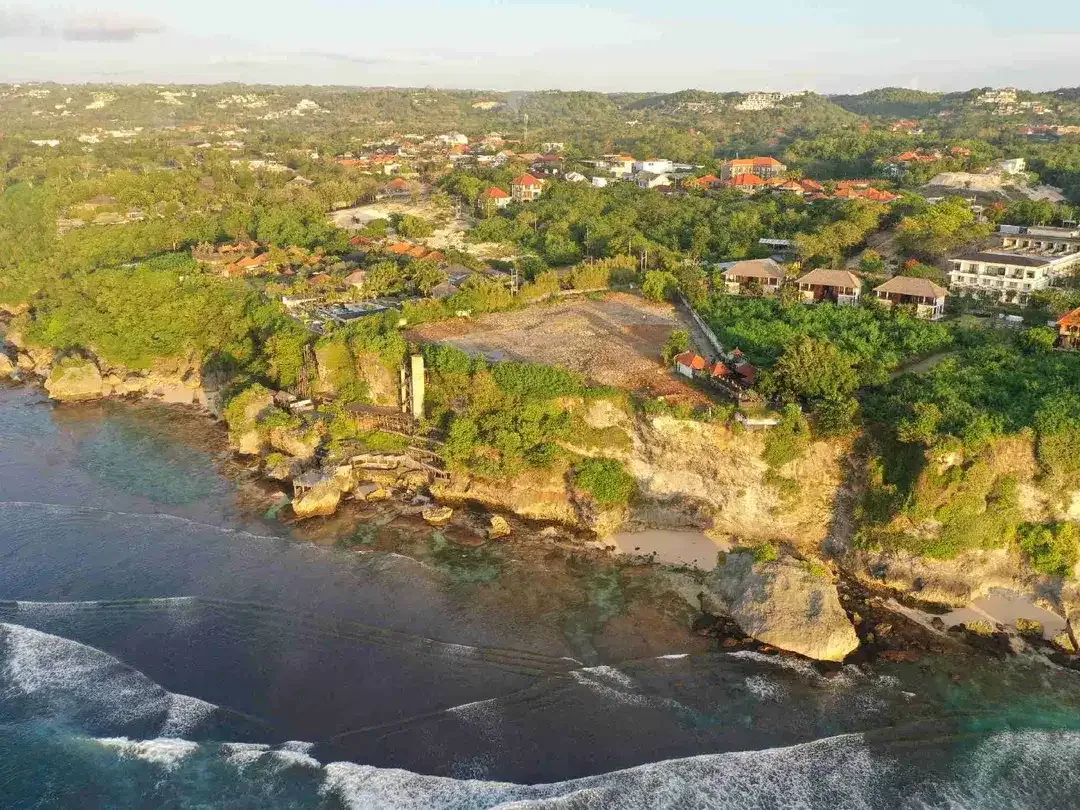 Tanah tebing pecatu bali - Image 2 of 10