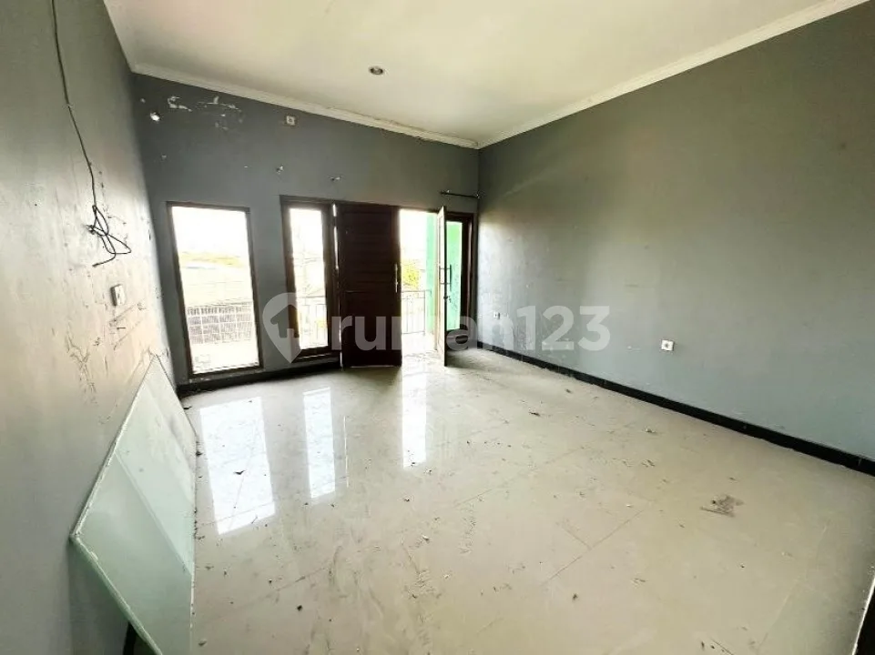 Ruko 2 Lantai Tukad Balian - Renon Prime Area, Siap Usaha, Hadap Timur, Harga Menarik! - Image 3 of 4