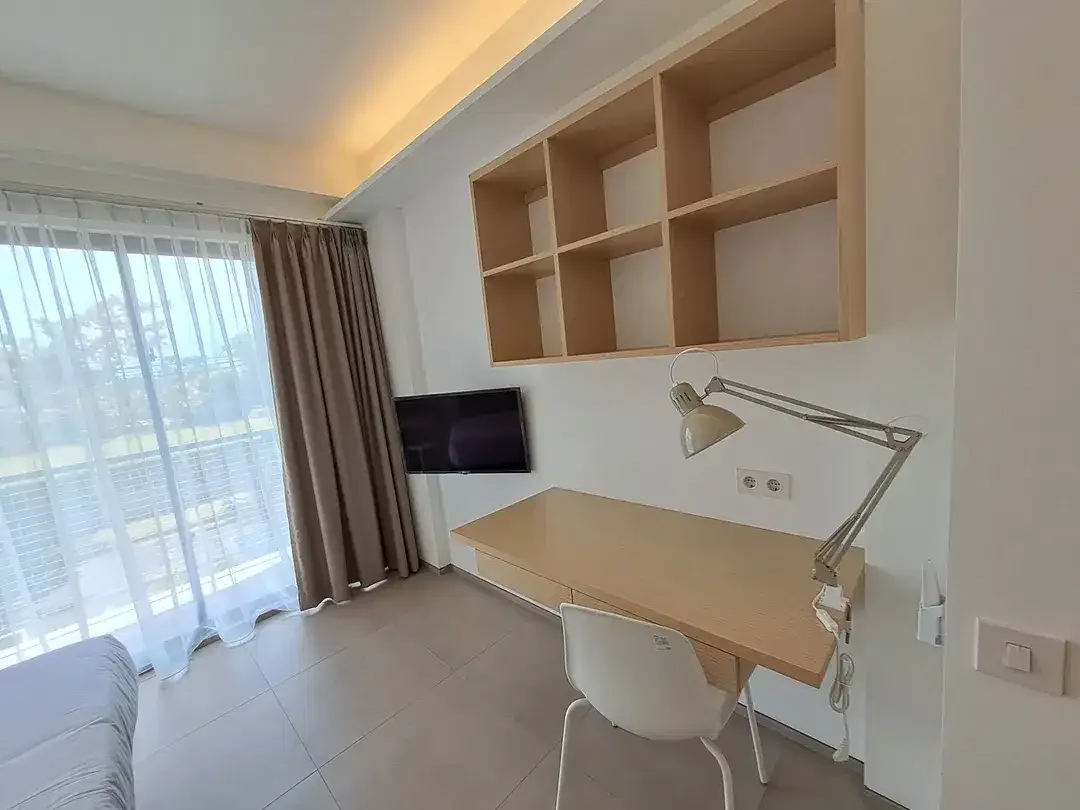 Cozy and Modern Apartment Close to Airport in Sunset Road, Kuta - Image 3 of 5