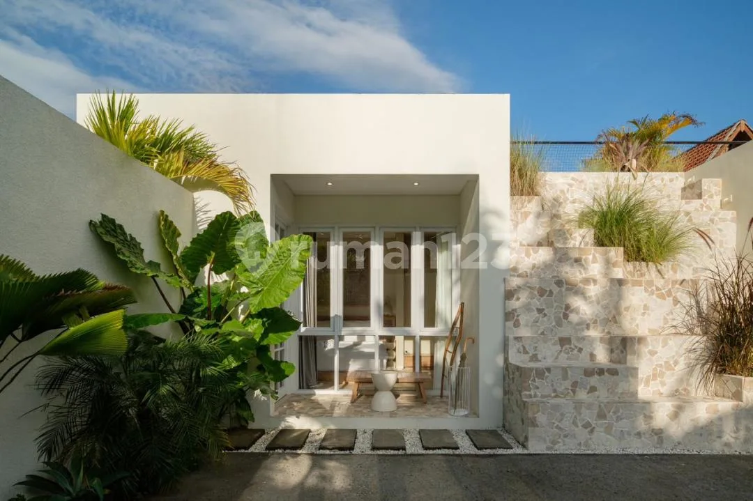 Brand New Villa 3 Bedrooms Uluwatu Pecatu - Image 4 of 4