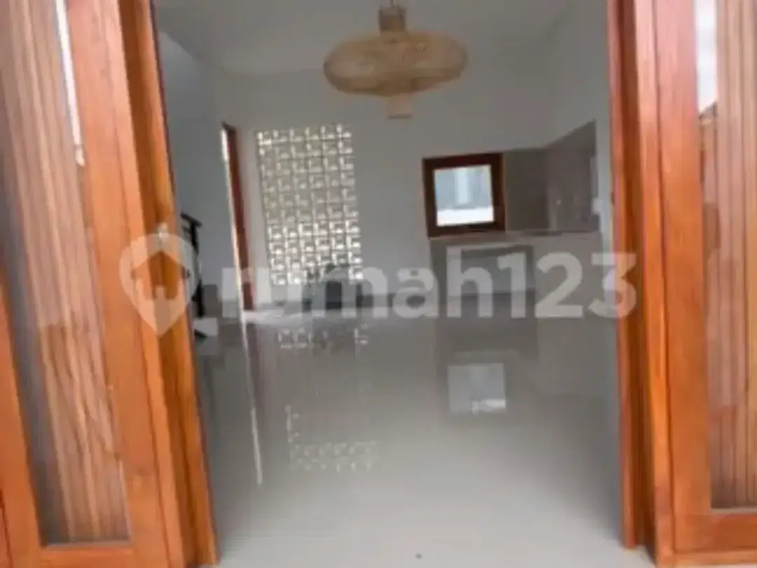 Dijual Rumah Baru 2 Lantai di Kuta Utara - Image 6 of 10
