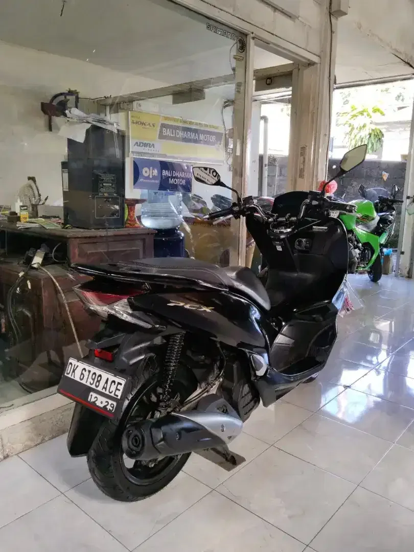 Honda PCX. 150 CC thn 2019 cash. Bali dharma motor - Image 4 of 6