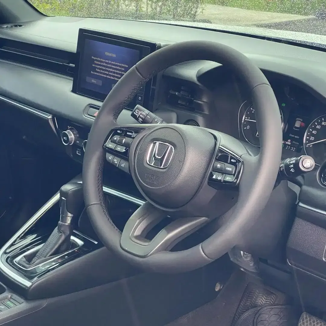 Honda HRV SE CVT 1.5 AT - 2022 - Image 8 of 9