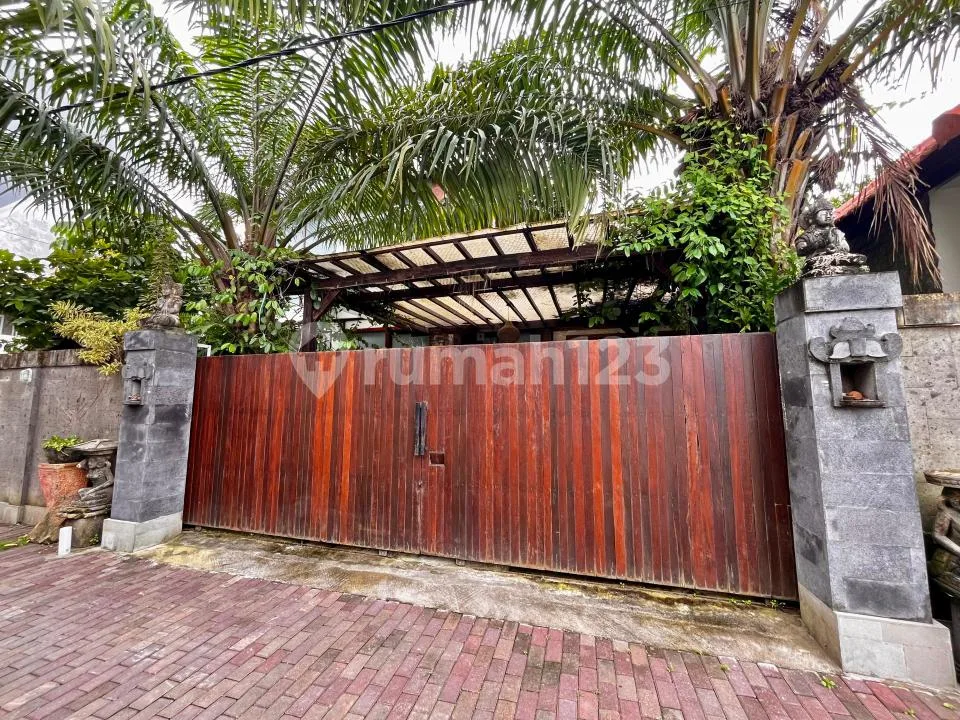 Modern Villa With Natural Wood Accent Furnished In Sanur Denpasar Bali - Image 2 of 4