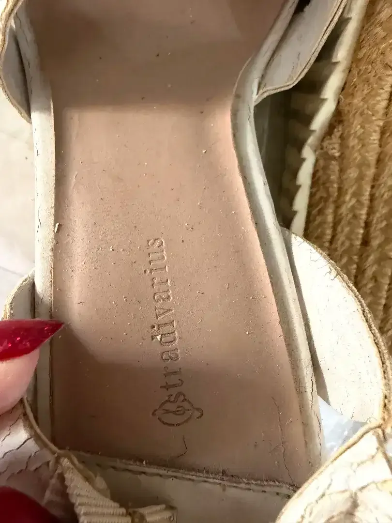 For Sale Preloved sepatu Sandal Wedges Stradivarius Original Counter - Image 7 of 8
