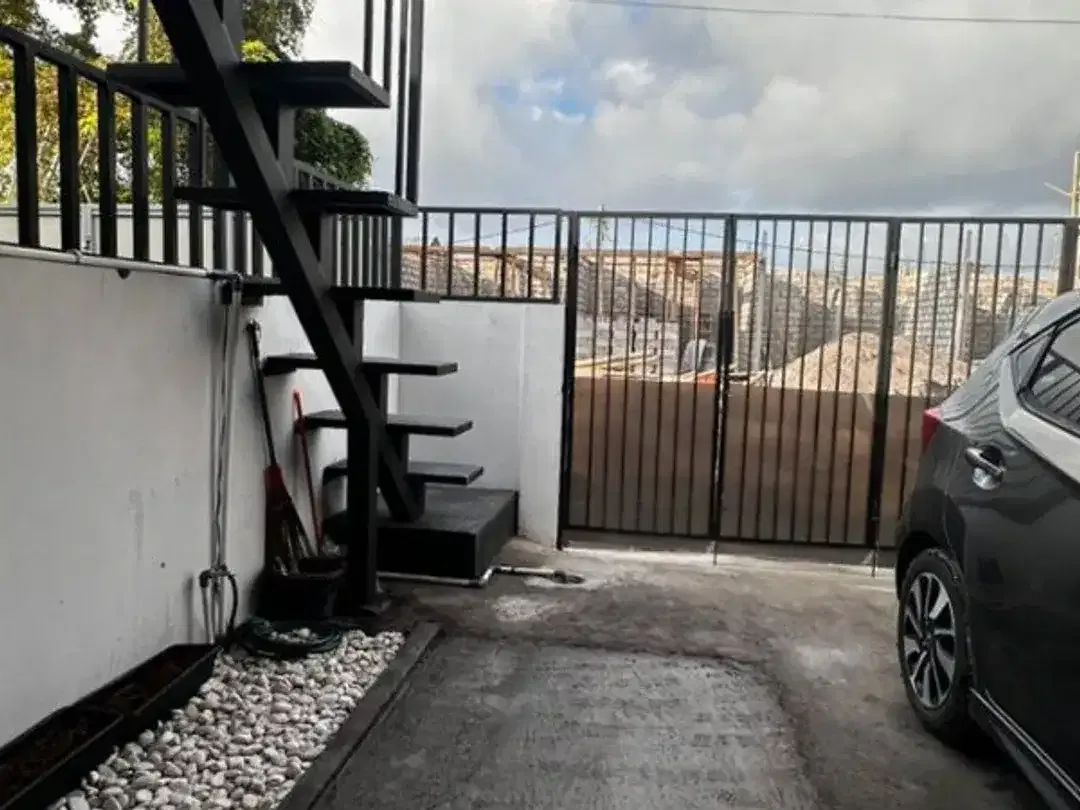 RUMAH DEKAT PLAZA RENON DI CEMPAKKA PUTIH RESIDENCE DENPASAR - Image 2 of 10