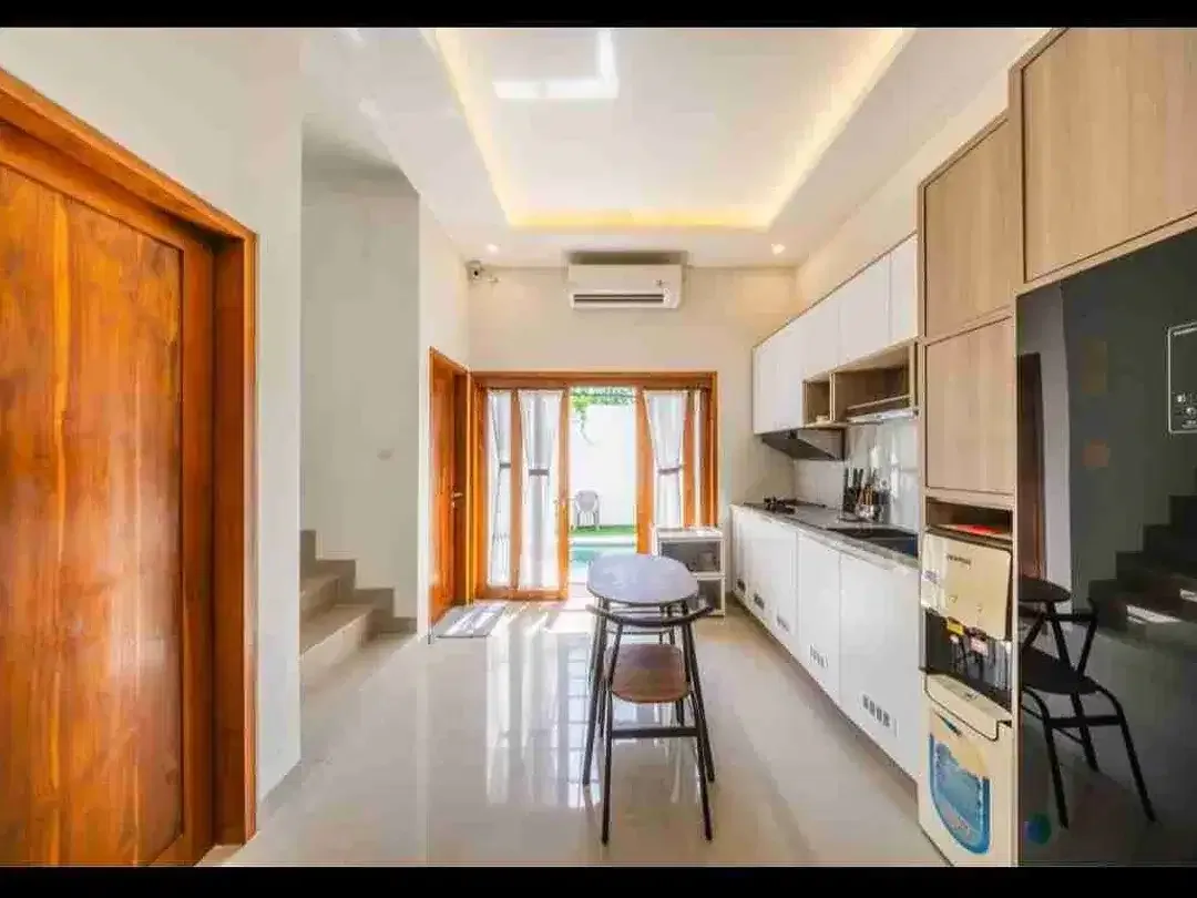 Di sewakan rumah semi villa 2 lantai - Image 4 of 10