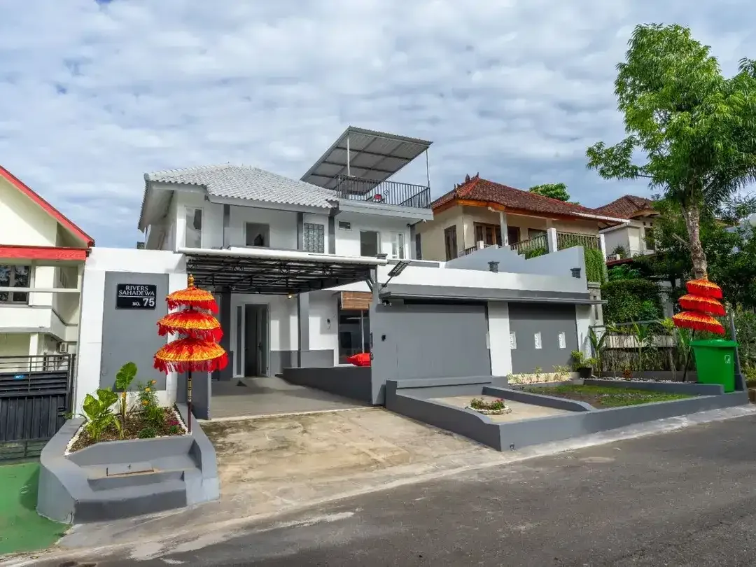 Dijual Rumah Modern 5 Kamar Tidur Di Lokasi Strategis Area Pecatu - Image 2 of 10