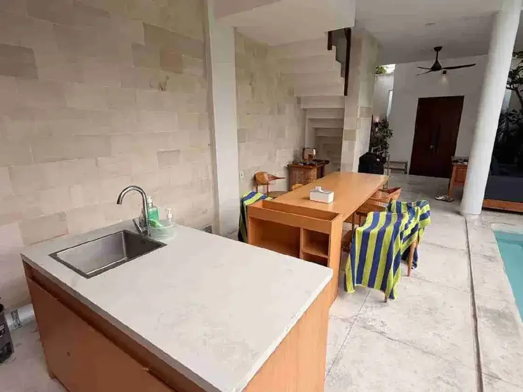 for sale villa batubelig seminyak - Image 8 of 10
