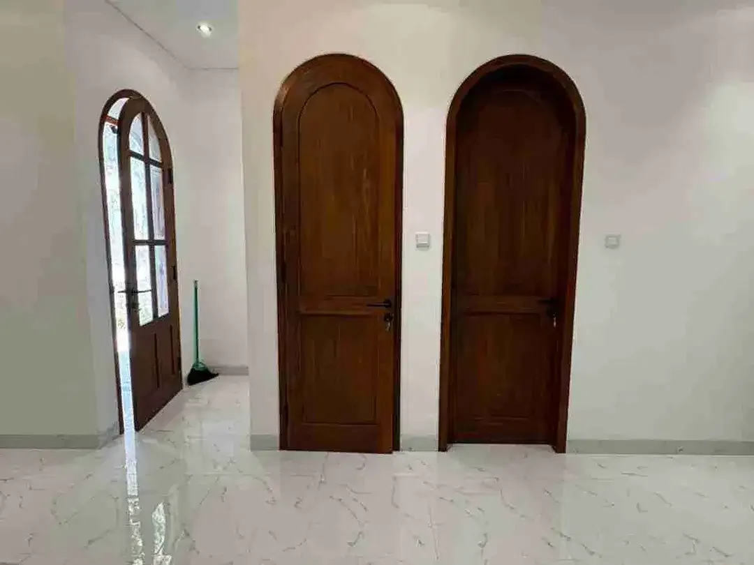 DIJUAL RUMAH 2 LANTAI – SUPER STRATEGIS JANTUNG KOTA DENPASAR (GATSU TENGAH) 5 menit ke Mall Living World. - Image 6 of 10