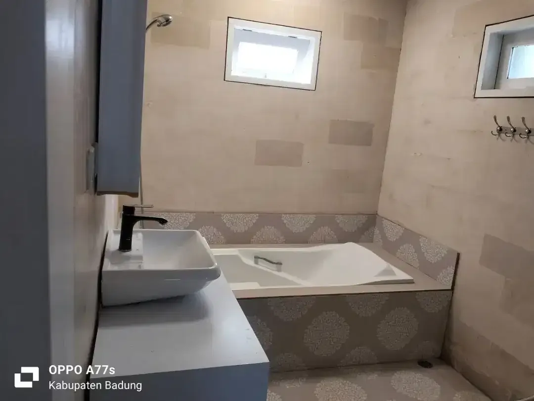 Villa dengan Lokasi Premium di Area Wisata Canggu - Image 3 of 10