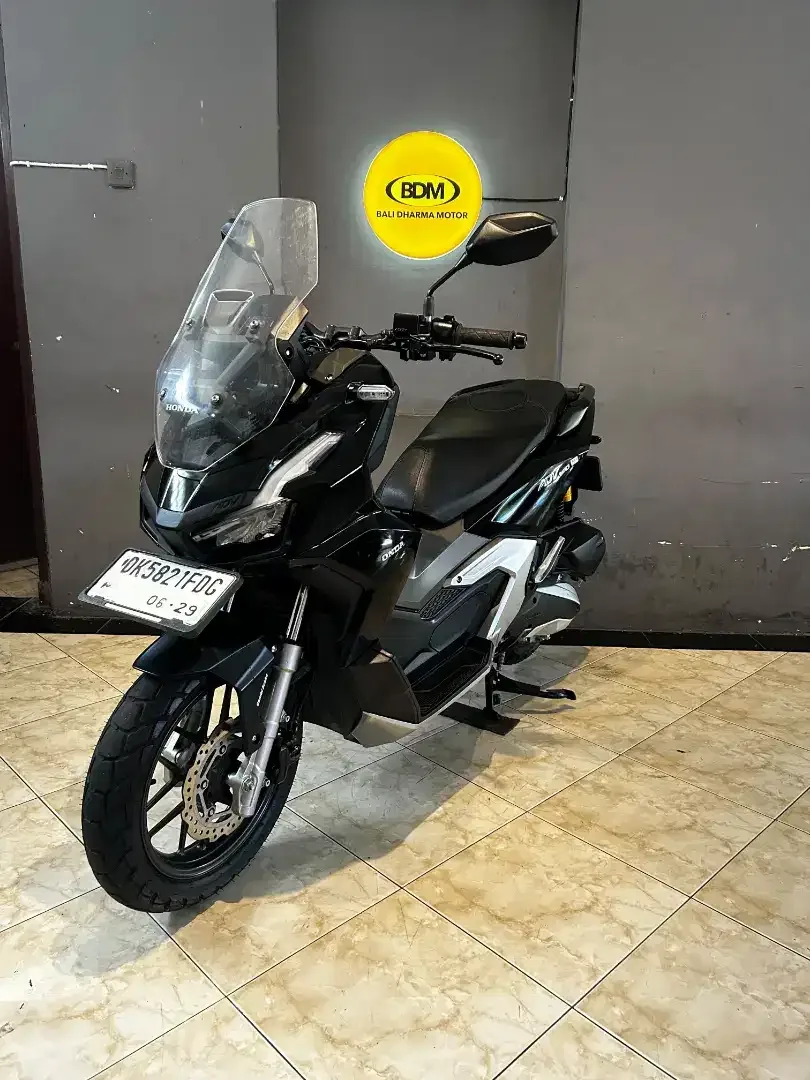 DP 1,2 JT/ BUNGA MENURUN 2% / HONDA ADV 160 TAHUN 2024 - Image 1 of 7