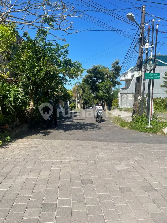 Rumah Semi Villa Gunung Catur Denpasar - Image 2 of 4