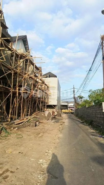 Rumah Modern Baru SHM PBG Ready 2 Lantai Pusat Kota Denpasar - Image 4 of 4
