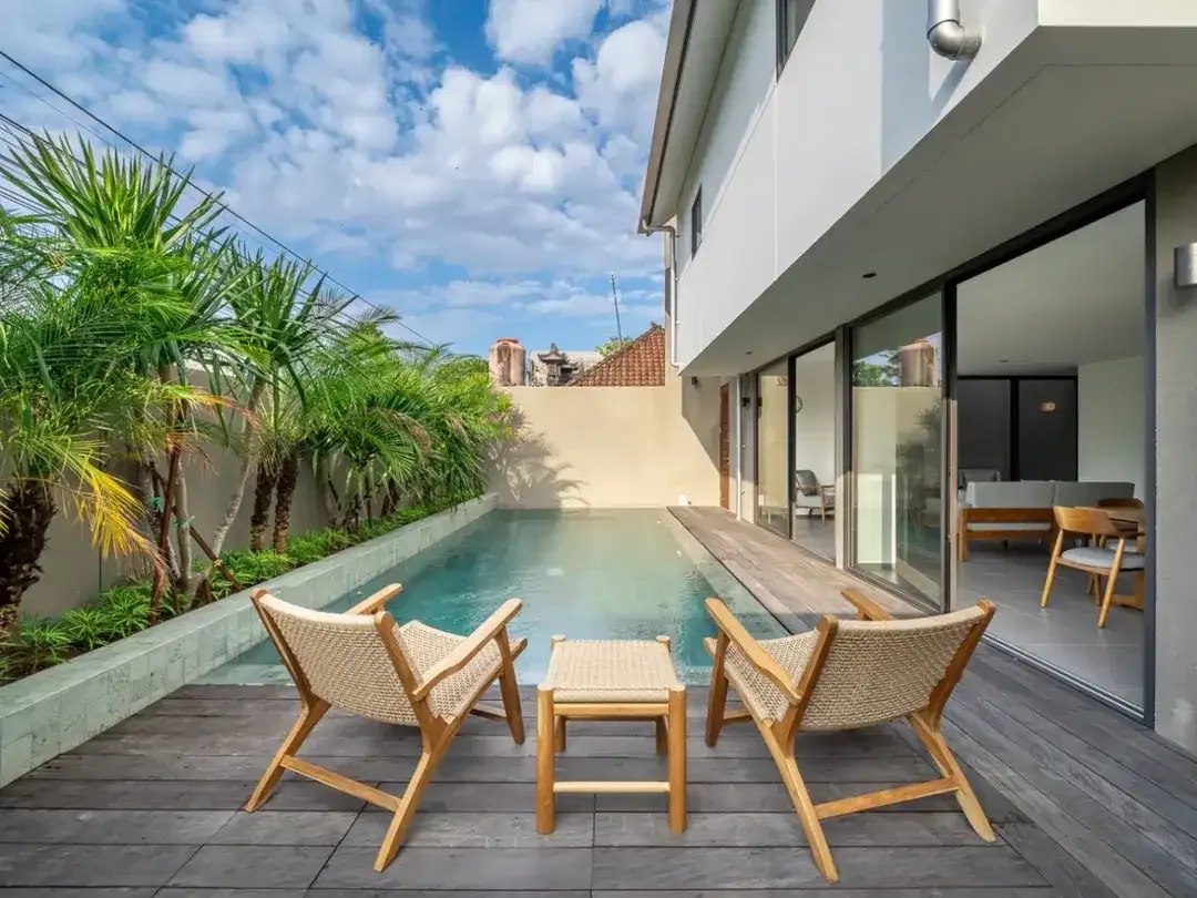 Villa Tropical Modern di Seminyak - Image 2 of 10