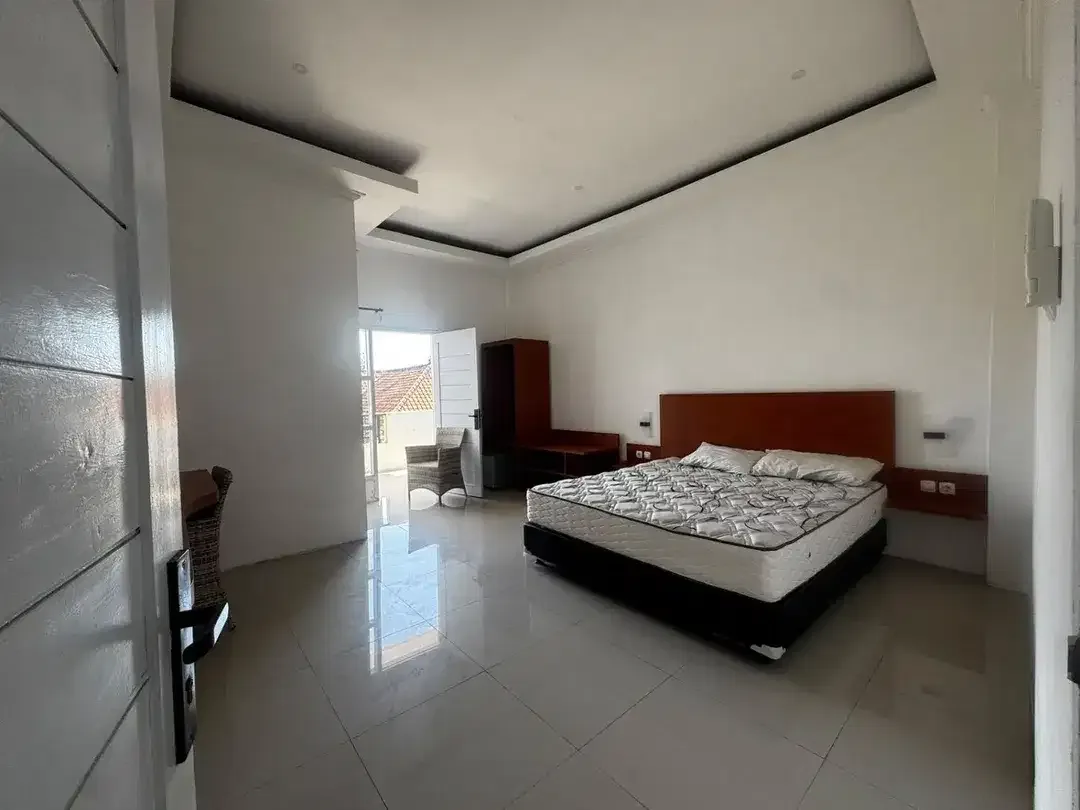 Hotel / Hospitality Asset Dijual, Jalan Batubeliq Kerobokan - Bali - Image 8 of 10