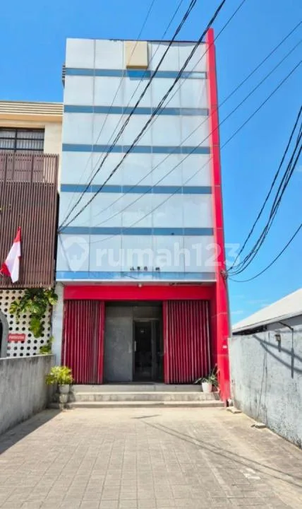 Ruko 3Lt Siap Pakai di Jalan Utama Mahendradatta Denpasar - Image 1 of 4