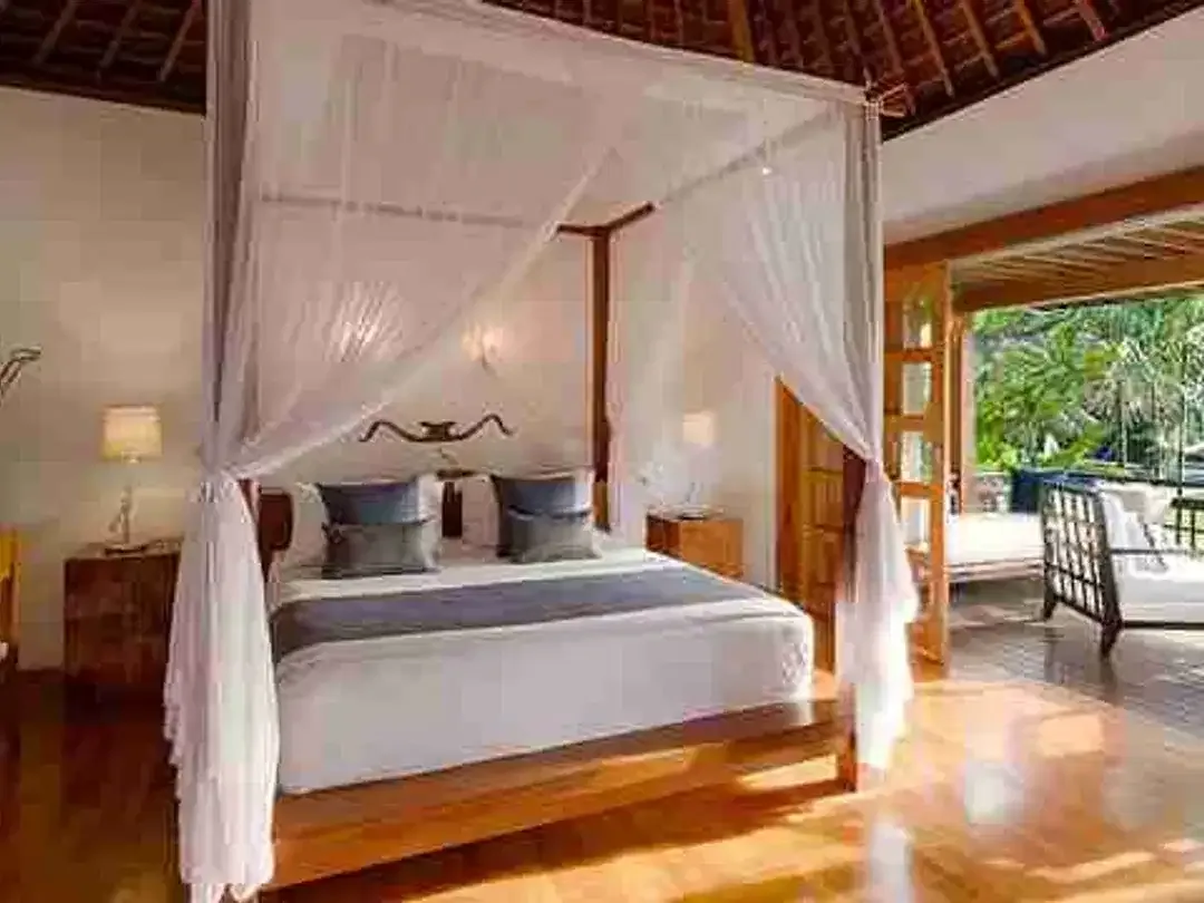Huge Balinese modern  Style Villa Berawa Tibubeneng Canggu Bali - Image 3 of 10