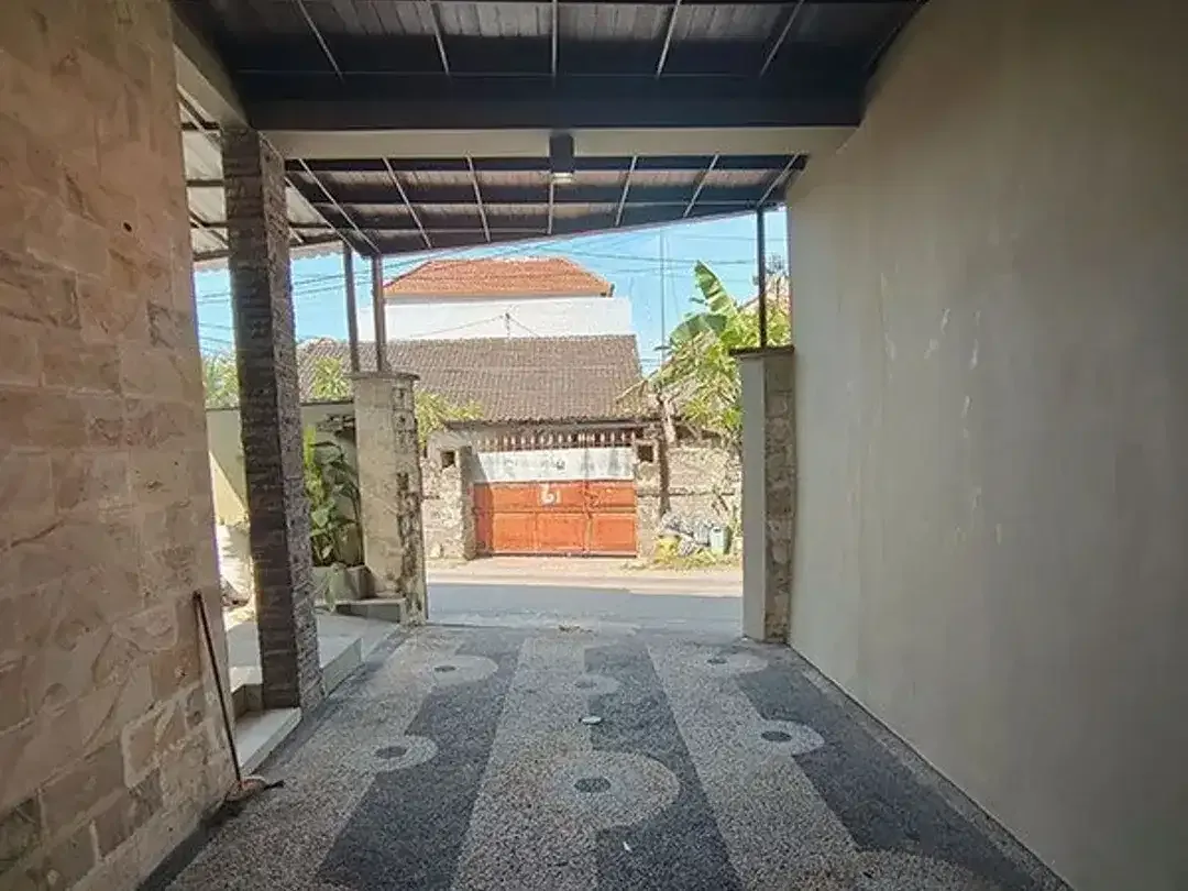 [AMR-096.LYD] Rumah Modern 4 Kamar Bisa untuk Kantor Lokasi Strategis di Jl Tukad Citarum Renon - dekat Sanur - Image 5 of 10