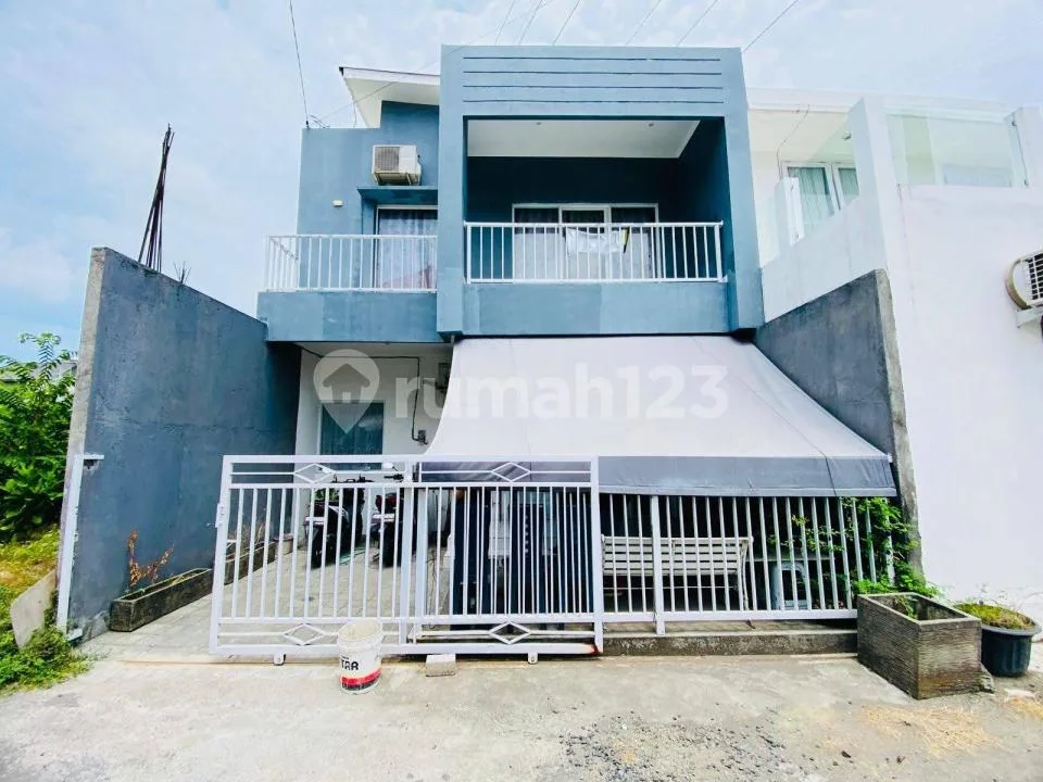 Rumah Strategis 2 Lantai Siap Huni Dekat Kemana-Mana, Mahendrata - Image 2 of 4
