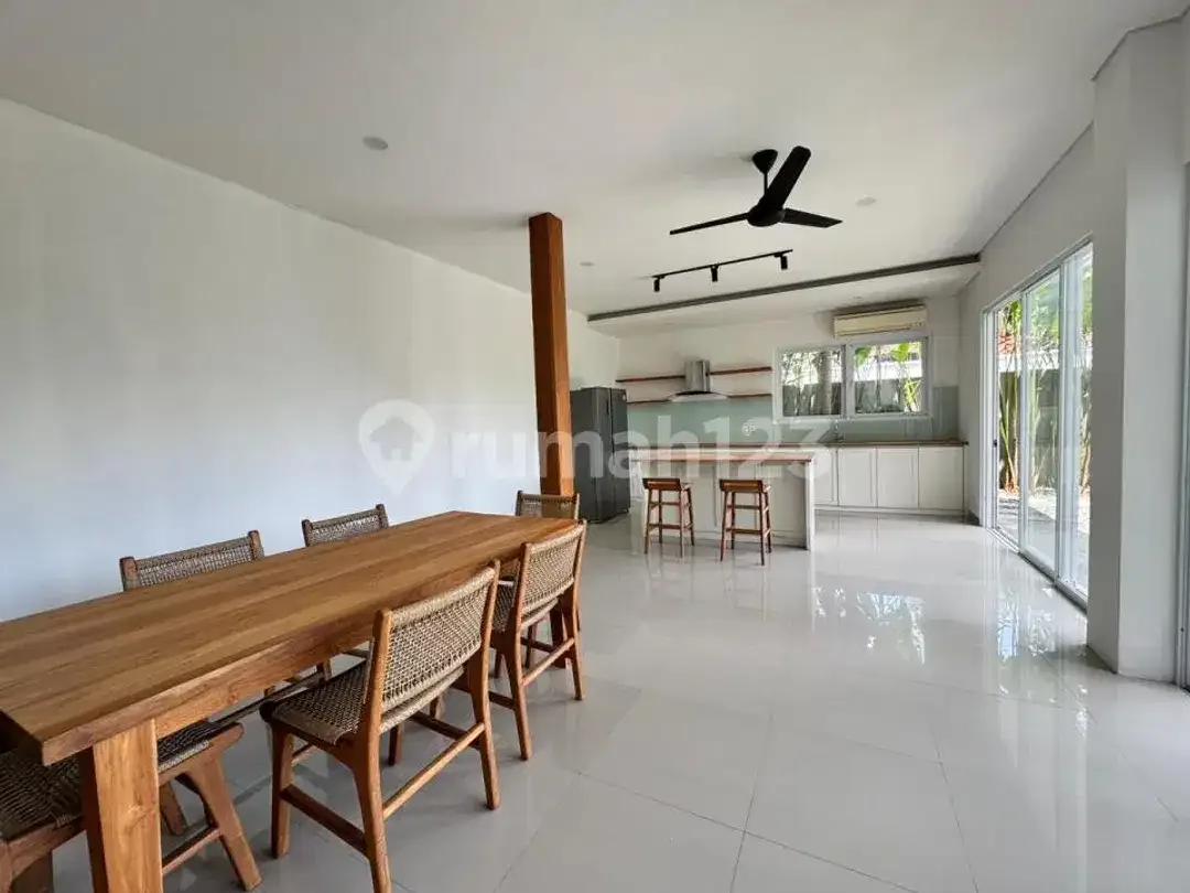 3 Bedrooms Yearly/Monthly Rent Villa In Pererenan Near Beach - Image 3 of 5