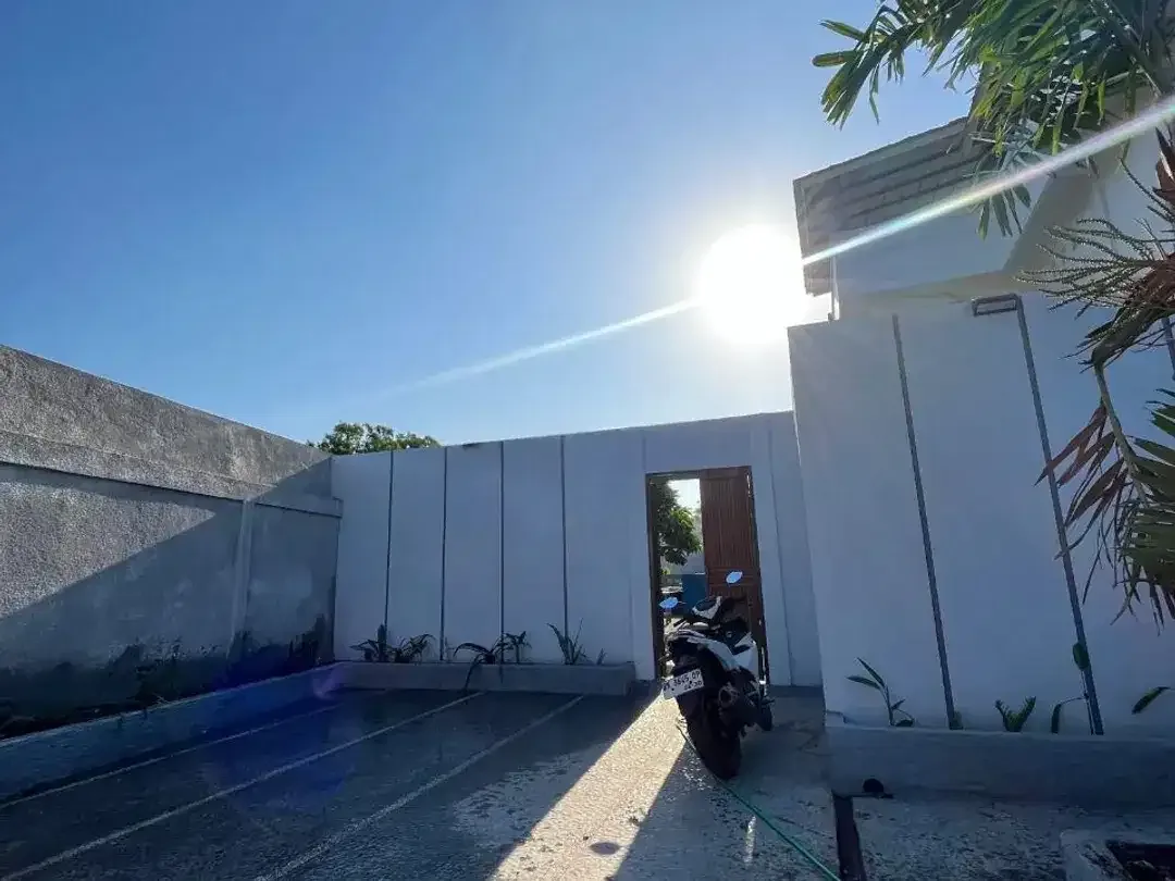Dijual / Disewakan Rumah 5 Kamar Tidur dengan Tanah Luas di Jimbaran - Image 5 of 5