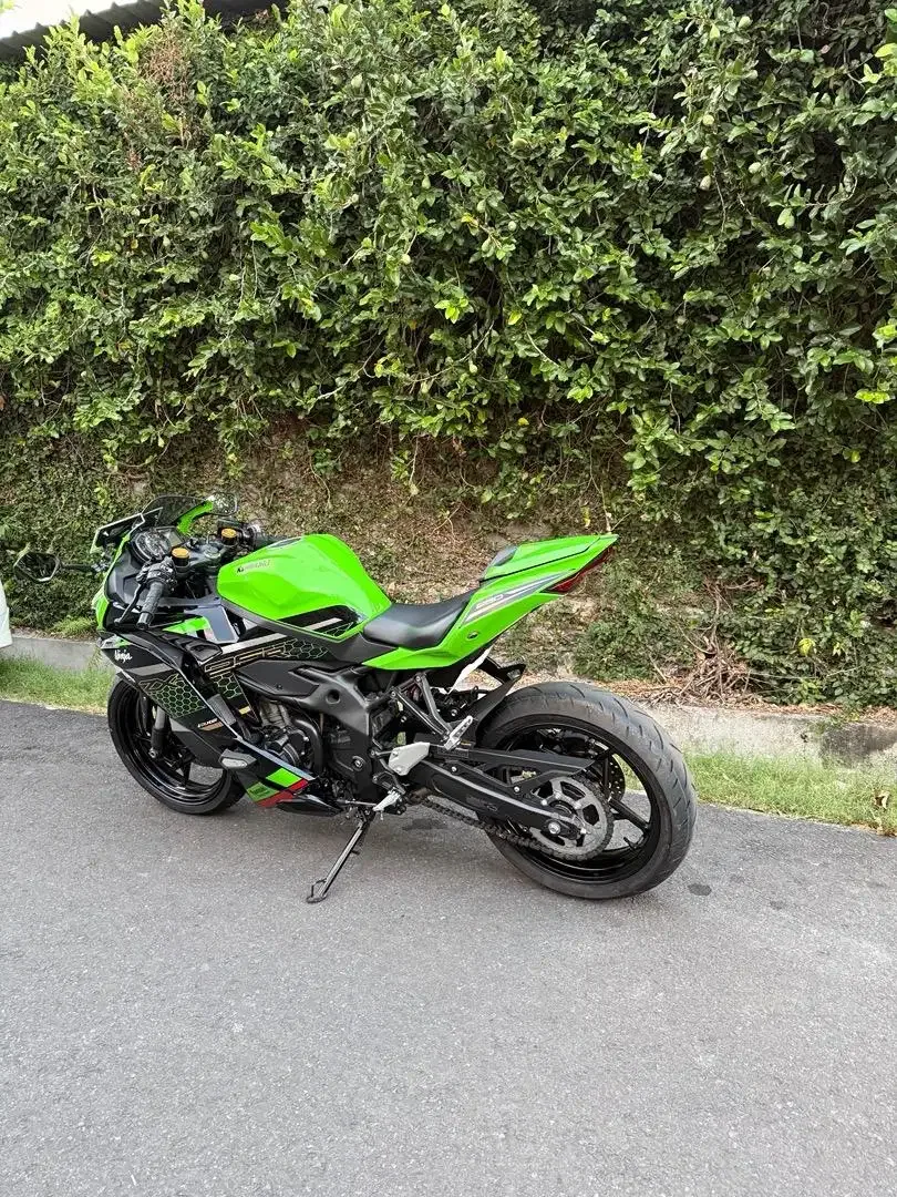 Kawasaki Ninja ZX-25R ABS KRT 2020 akhir. Low km, pribadi & terawat - Image 2 of 7