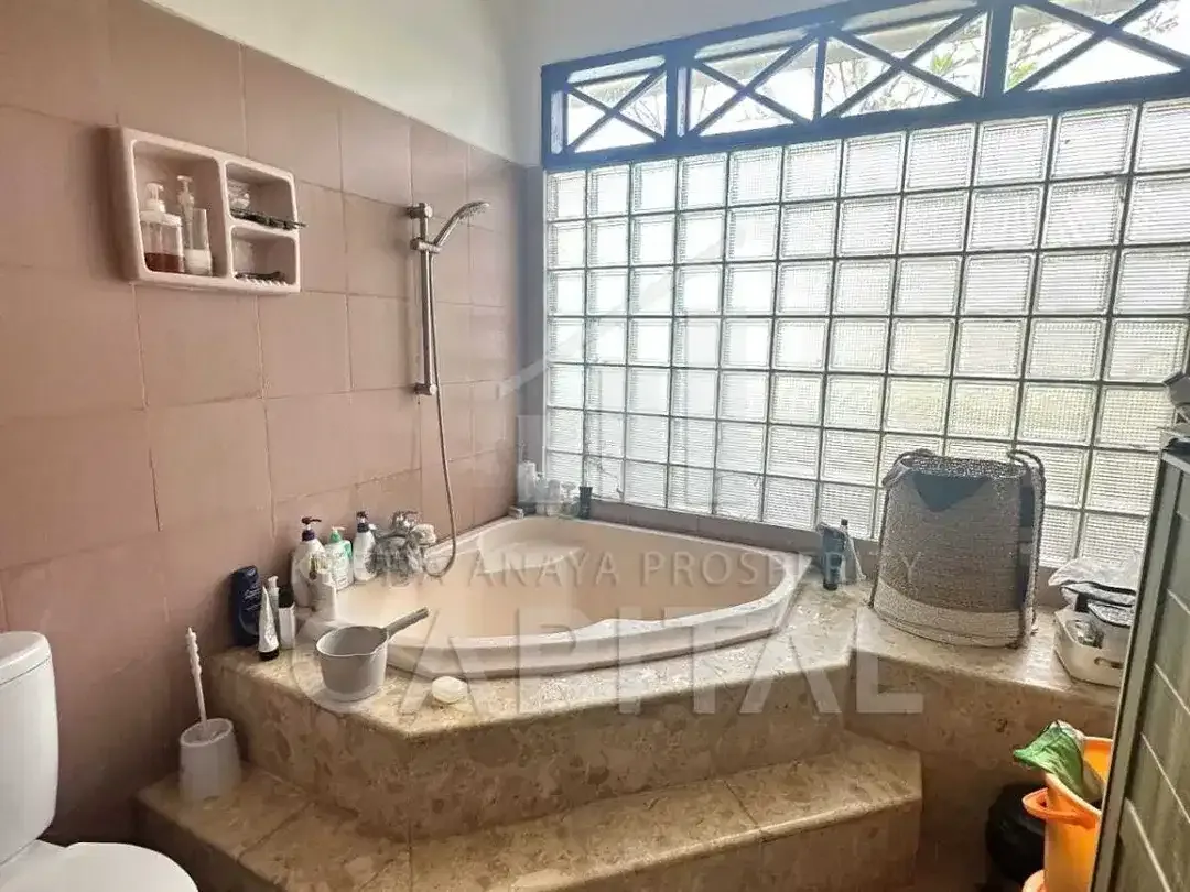 HARGA MANTAP TANAH BONUS VILLA DI AREA NUSA DUA BALI LAYAK BANGET JADI PILIHAMU - Image 7 of 10