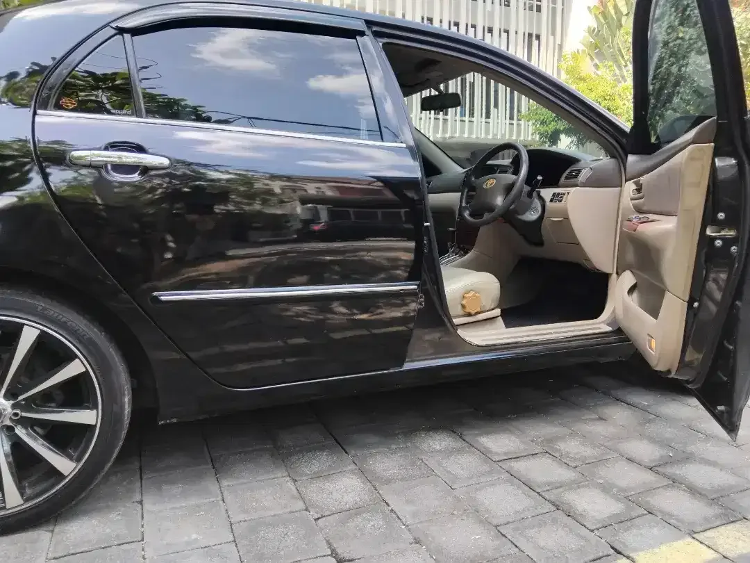 Mobil altis G.1.8 th.2003  harga murah perawatan gampang - Image 3 of 5
