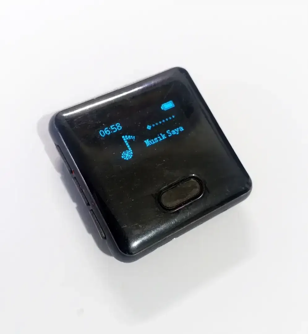 Mp3 player clip.Pemutar music portable.Mp3 - Image 1 of 6
