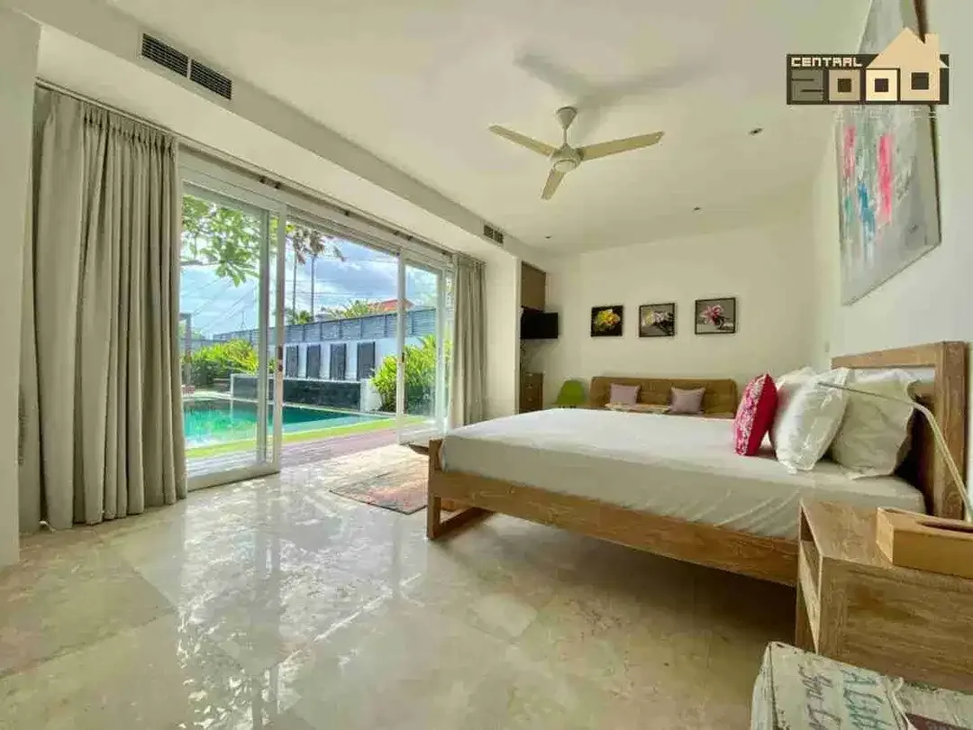 Dijual Villa Eksklusif Umalas, Kolam Renang Pribadi & Security 24 Jam - Image 7 of 10