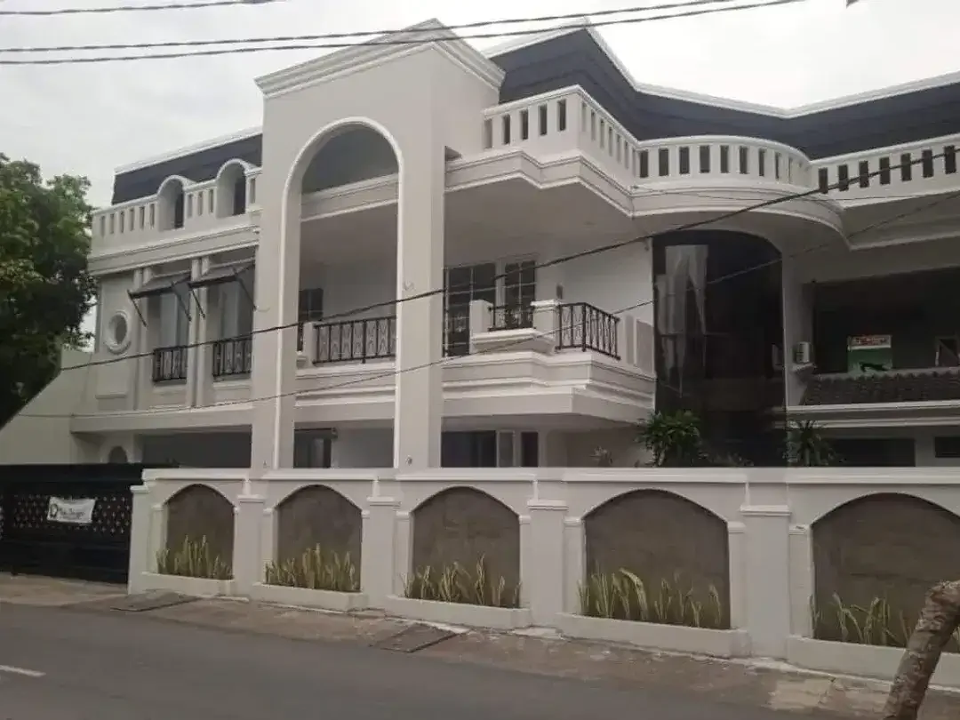 RUMAH MEWAH FOR SALE GATOT SUBROTO TENGAH, DENPASAR, BALI - Image 1 of 7