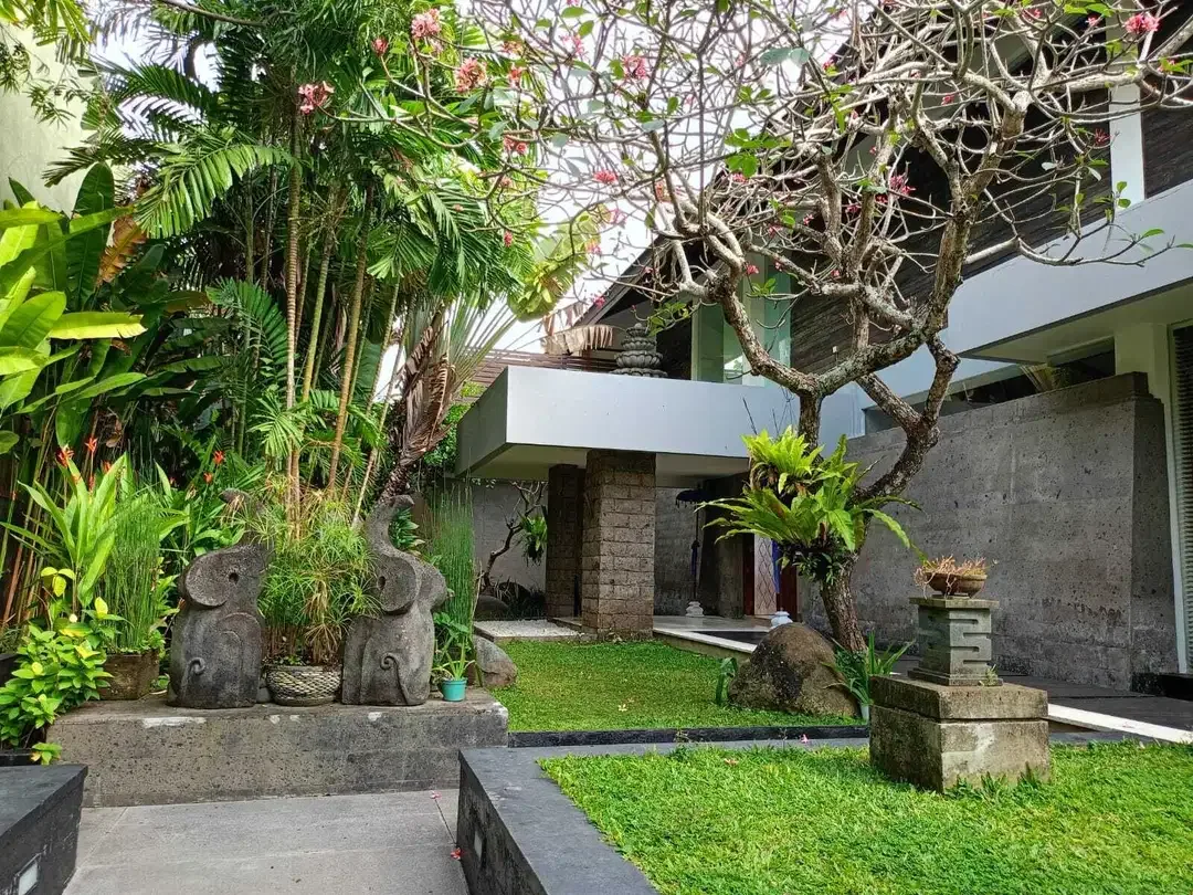 DIJUAL VILLA VIEW AIRPORT DAN PANTAI JIMBARAN - Image 4 of 10