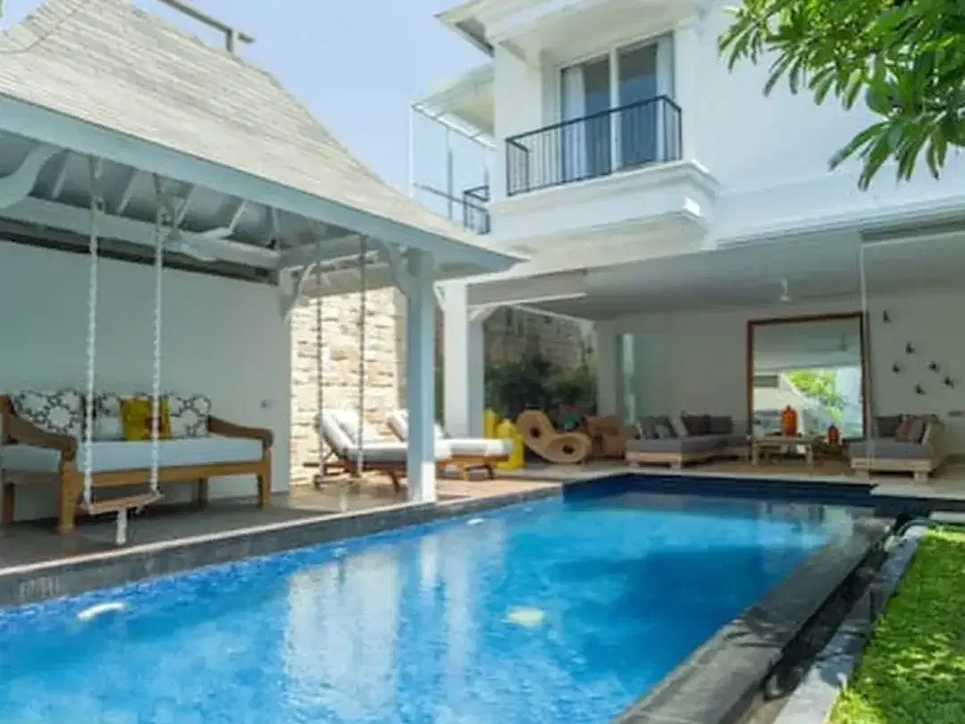 Villa Pantai Berawa Canggu Badung Bali - Image 1 of 10