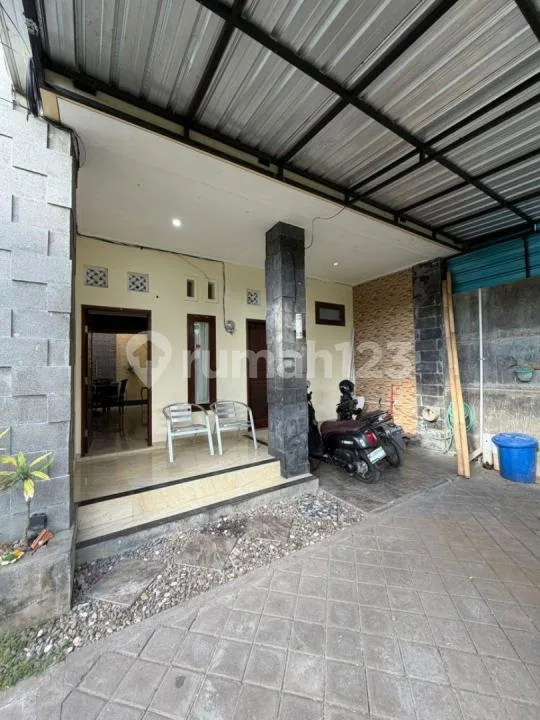 Rumah 3 Kamar Tidur di Renon Full Furnish Siap Huni Termurah - Image 1 of 4