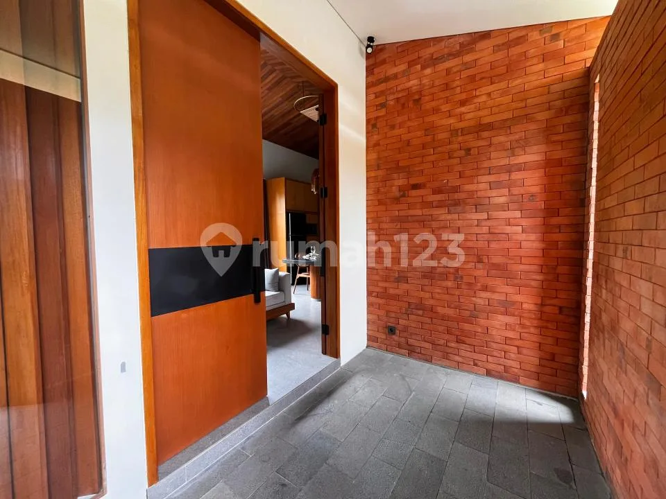 Villa Contemporary Modern Style Furnished In Lodtunduh Ubud. - Image 3 of 4