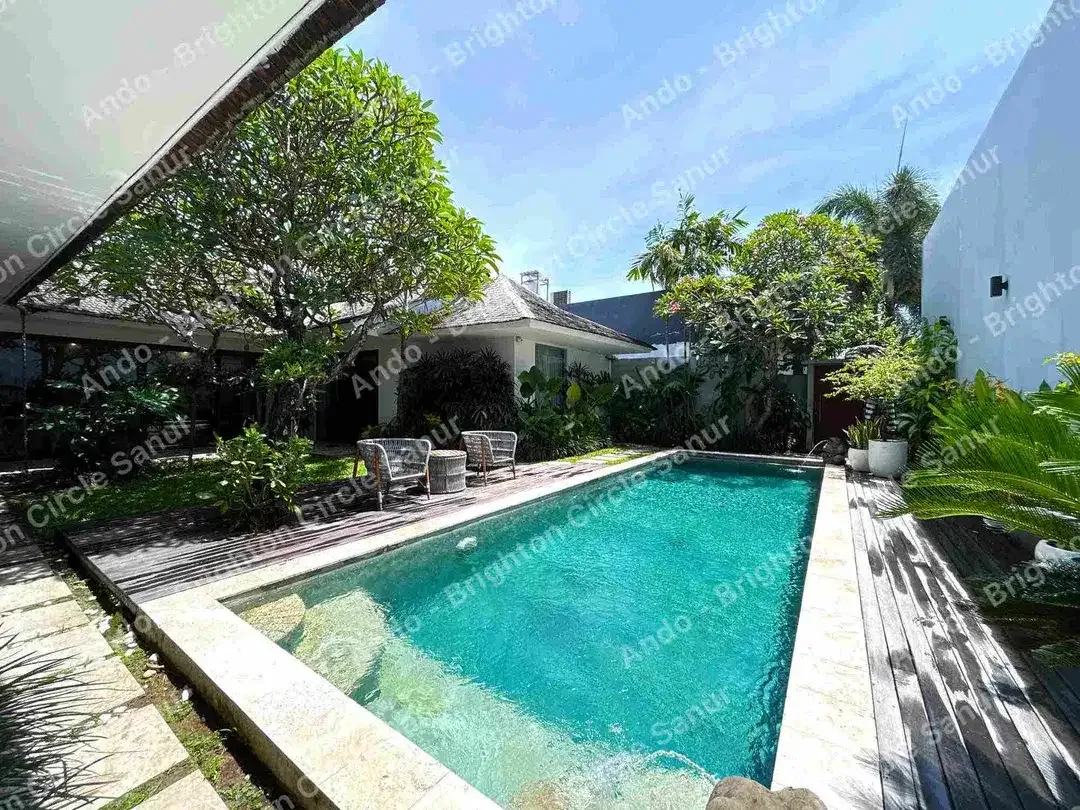 4 BR EXCLUSIVE SPACIOUS VILLA FURNISHED IN BATU BELIG CANGGU - Image 3 of 10