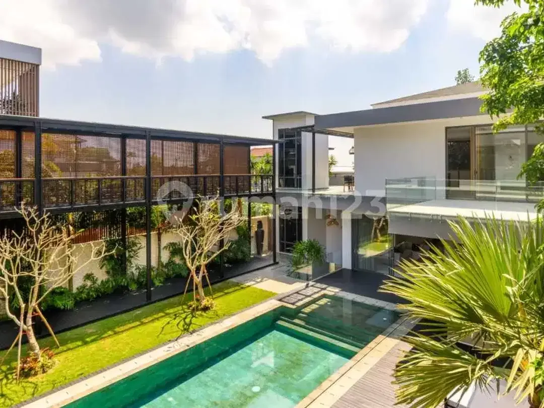 Villa Luxury Modern Berlokasi di Ungasan, Pemandangan Laut - Image 3 of 10