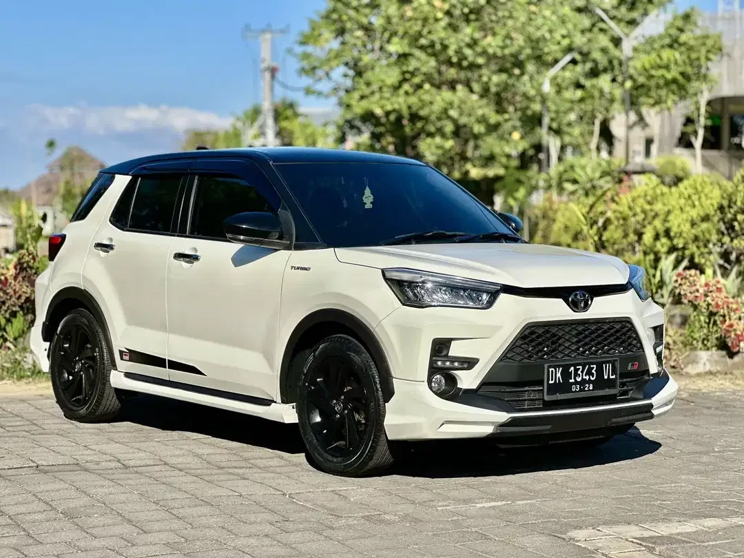 RAIZE 1.0 TURBO GR SPORT 2023 ASLI BALI - Image 1 of 10
