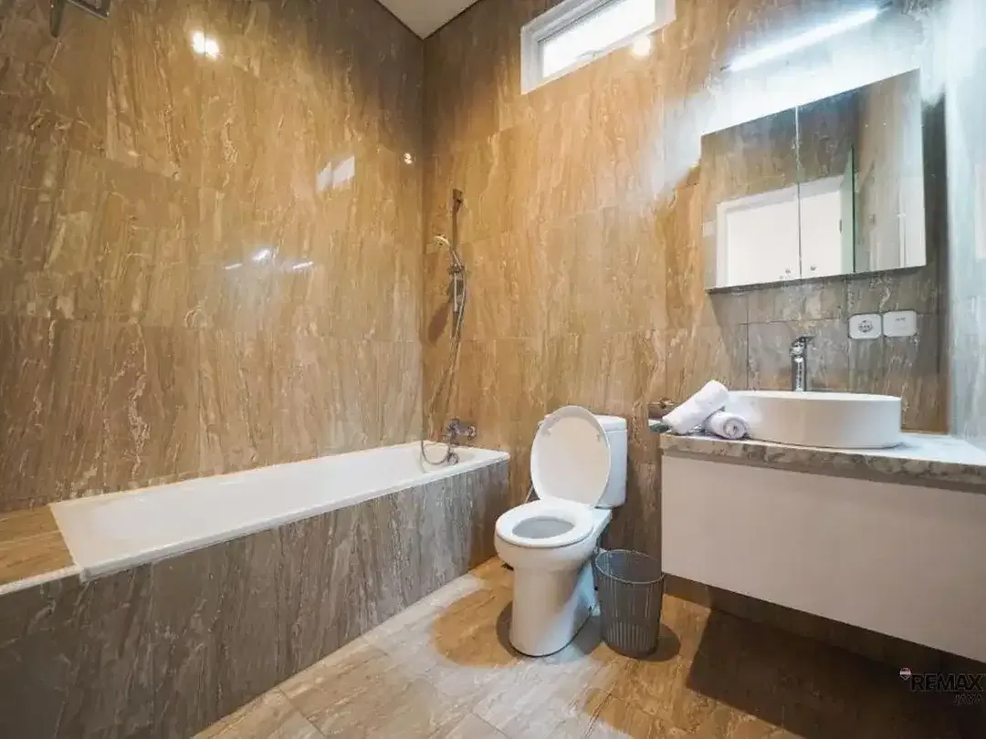 2 Bedroom Villa For Rent at Petitenget Kuta - Image 7 of 8
